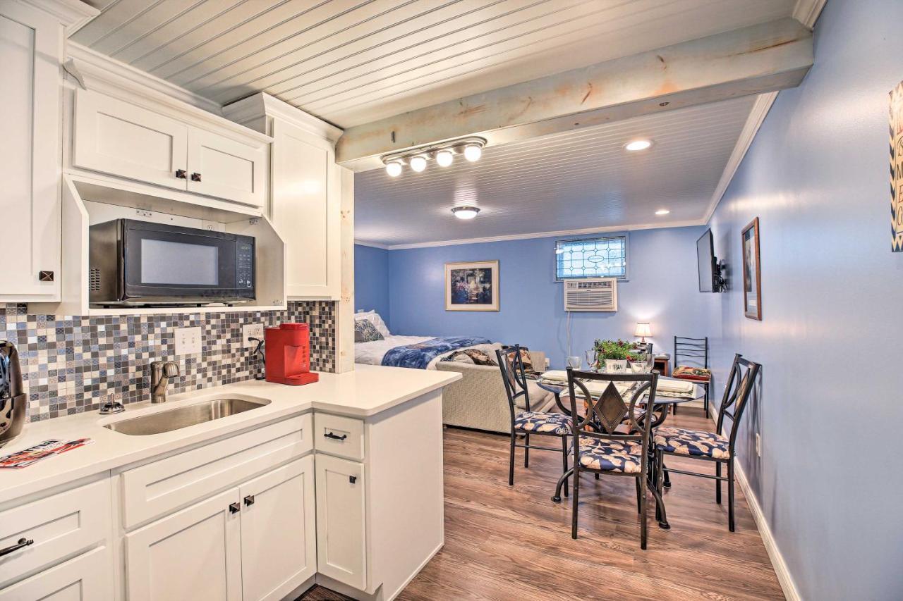 Updated Williamstown Apartment With Kitchen! Buitenkant foto