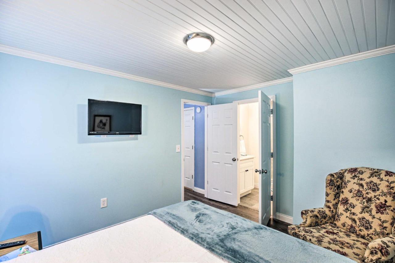 Updated Williamstown Apartment With Kitchen! Buitenkant foto