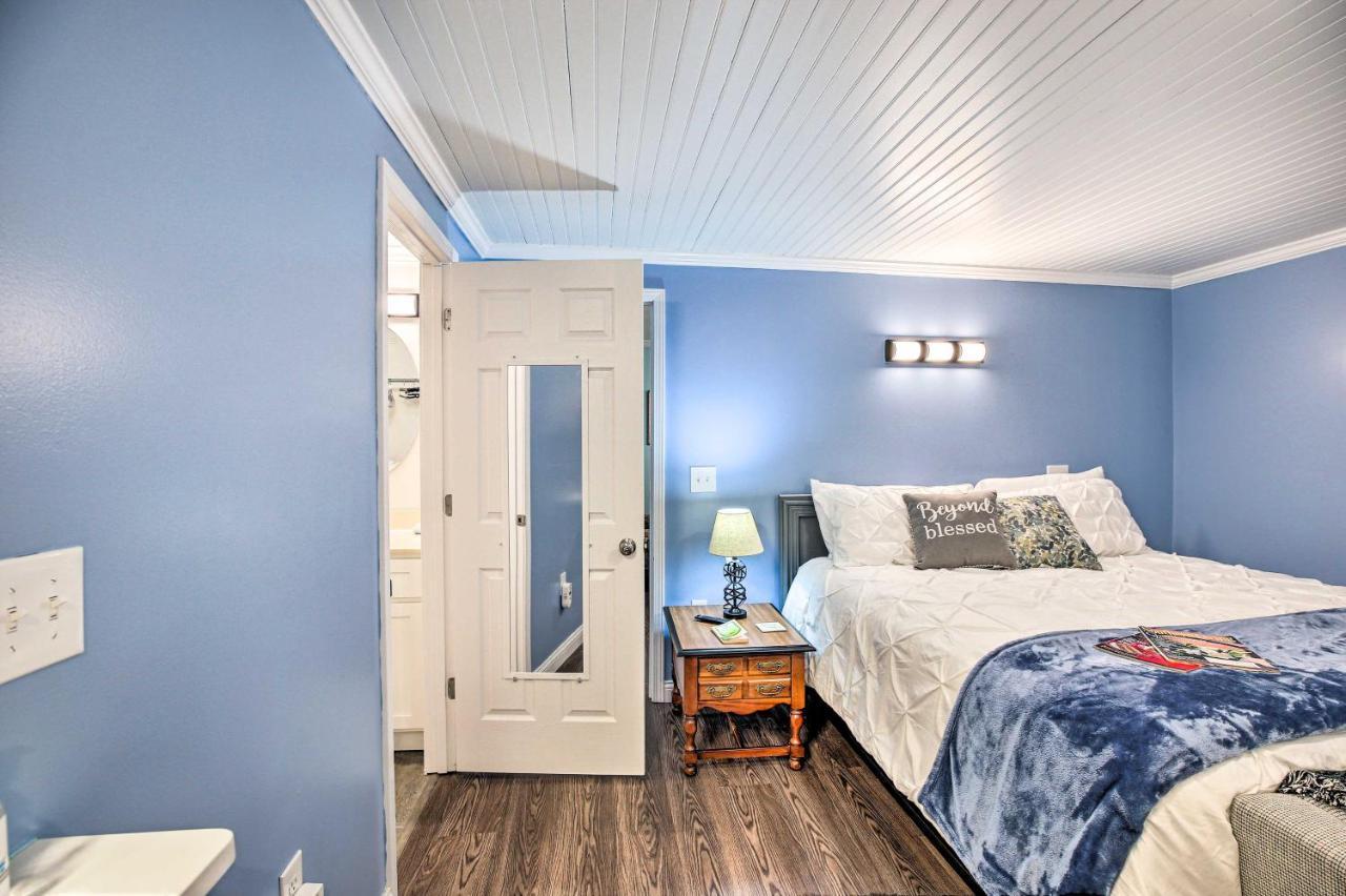 Updated Williamstown Apartment With Kitchen! Buitenkant foto